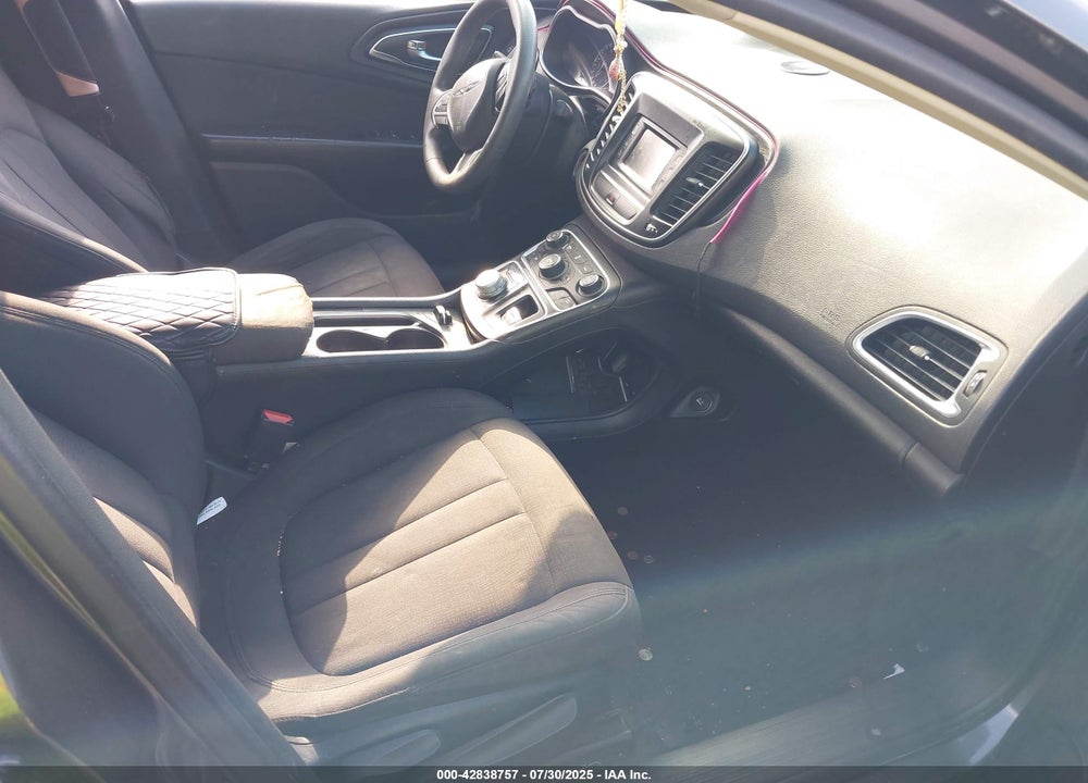 2016 CHRYSLER 200 VIN: 1C3CCCAB0GN145353