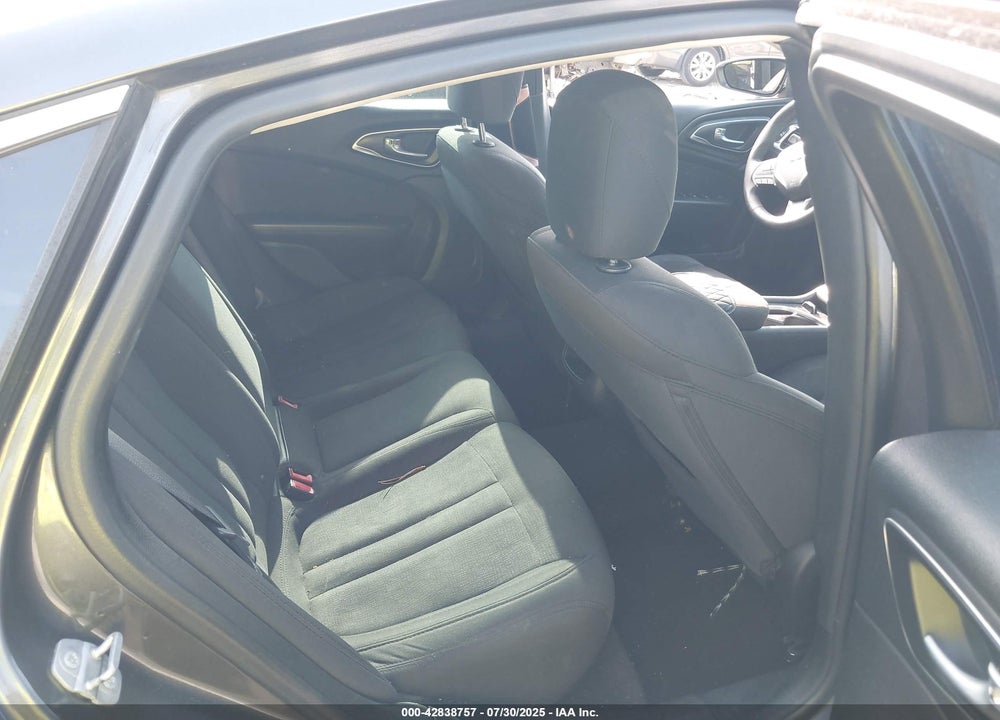 2016 CHRYSLER 200 VIN: 1C3CCCAB0GN145353