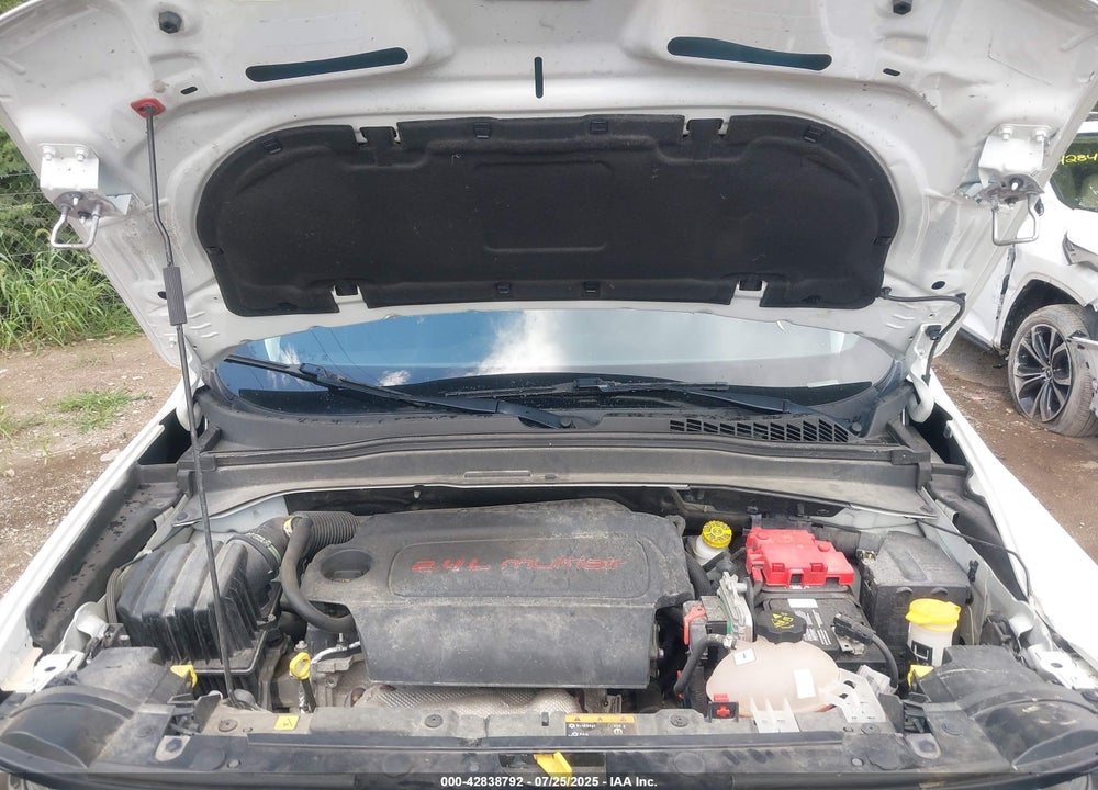 2019 JEEP RENEGADE VIN: ZACNJBBB0KPJ86758