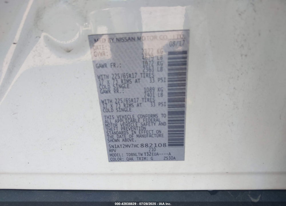 2017 NISSAN ROGUE VIN: 5N1AT2MV7HC882108