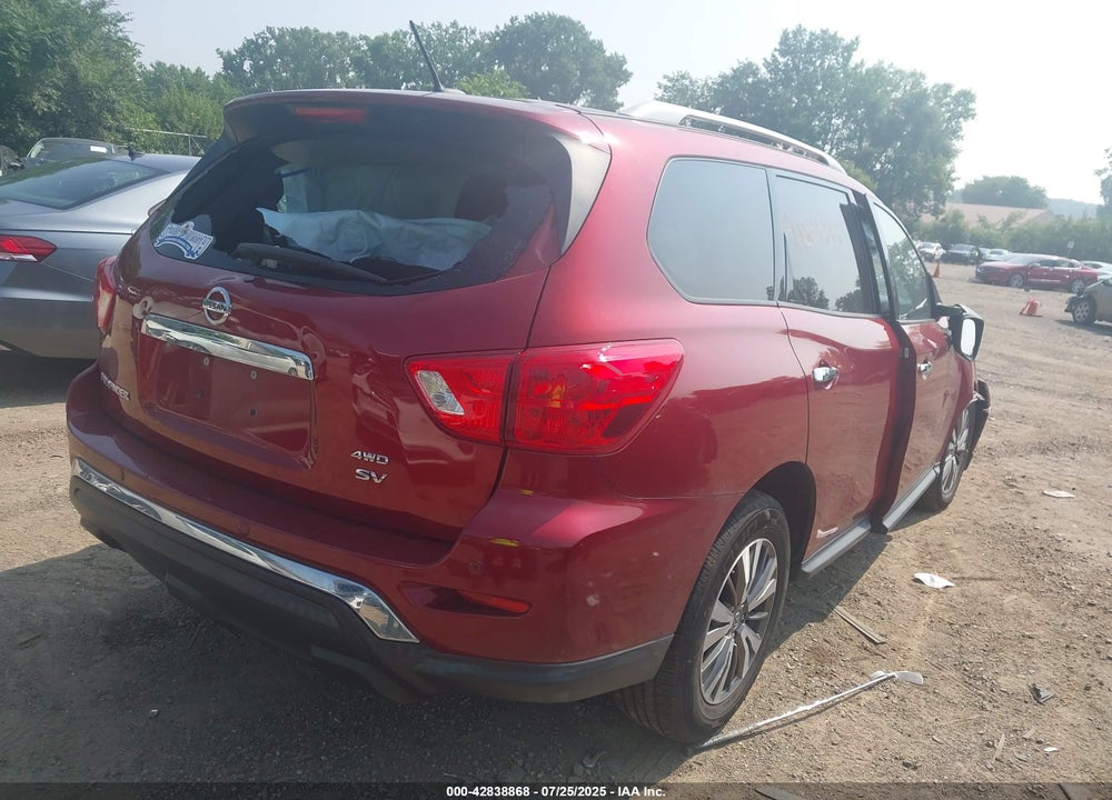2018 NISSAN PATHFINDER VIN: 5N1DR2MM1JC668272