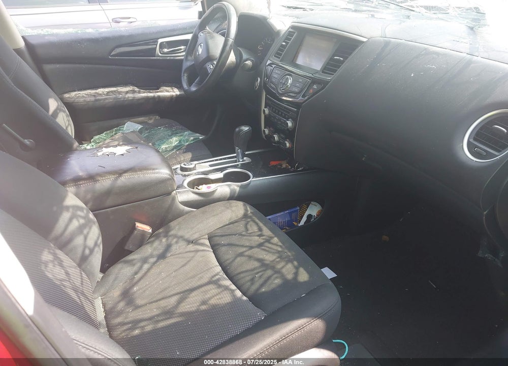 2018 NISSAN PATHFINDER VIN: 5N1DR2MM1JC668272