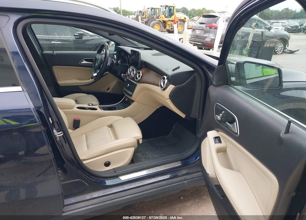 2018 MERCEDES-BENZ GLA-CLASS VIN: WDCTG4GB6JJ527411