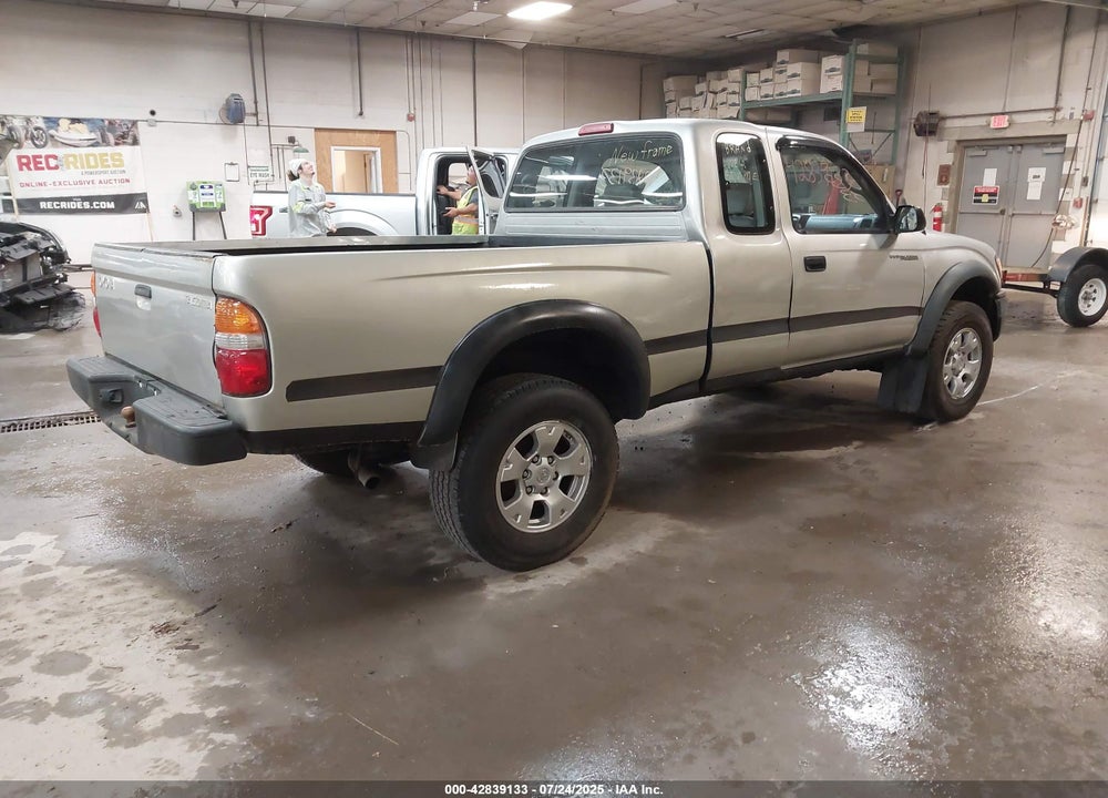 2003 TOYOTA TACOMA VIN: 5TEWM72N13Z152082