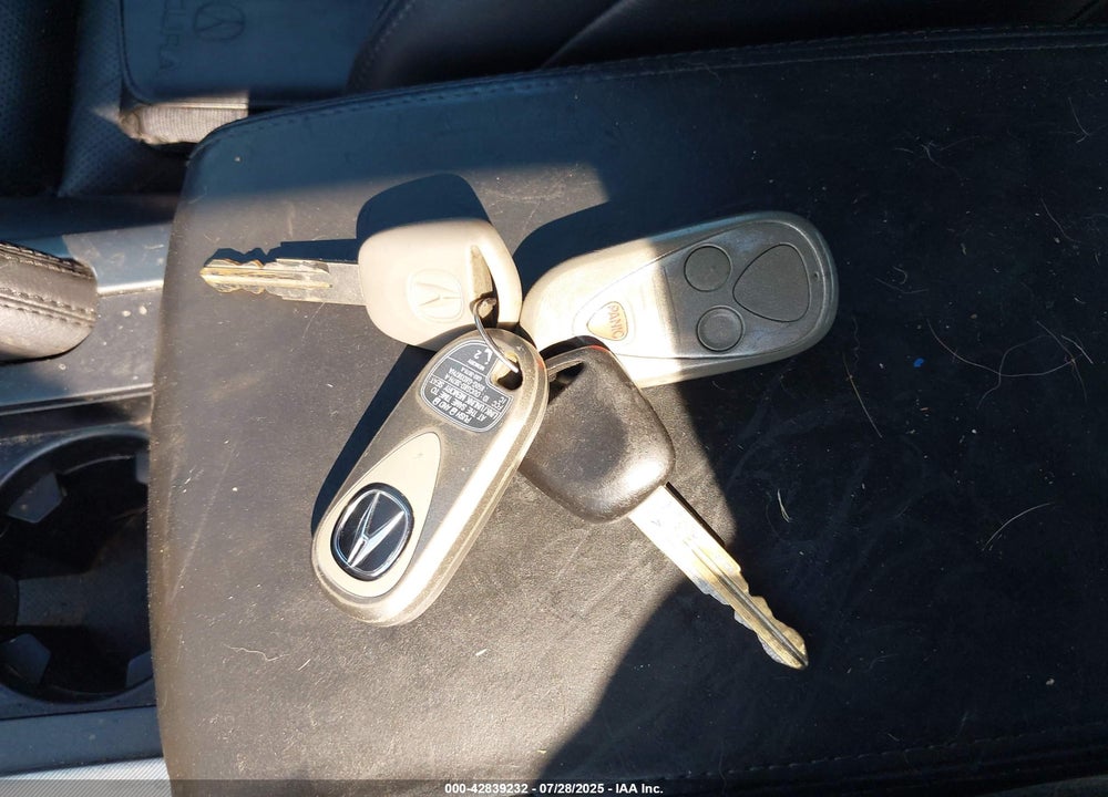 2005 ACURA TL VIN: 19UUA65515A028494