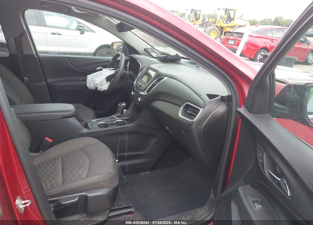 2019 CHEVROLET EQUINOX VIN: 2GNAXVEX3K6135736