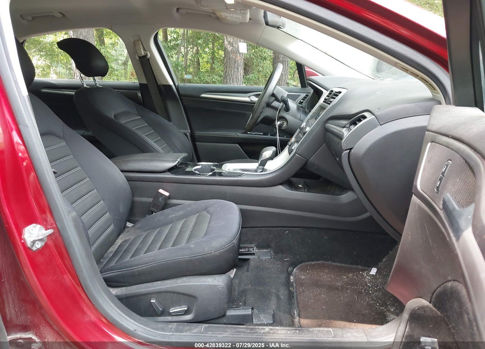 2015 FORD FUSION VIN: 3FA6P0H78FR141114