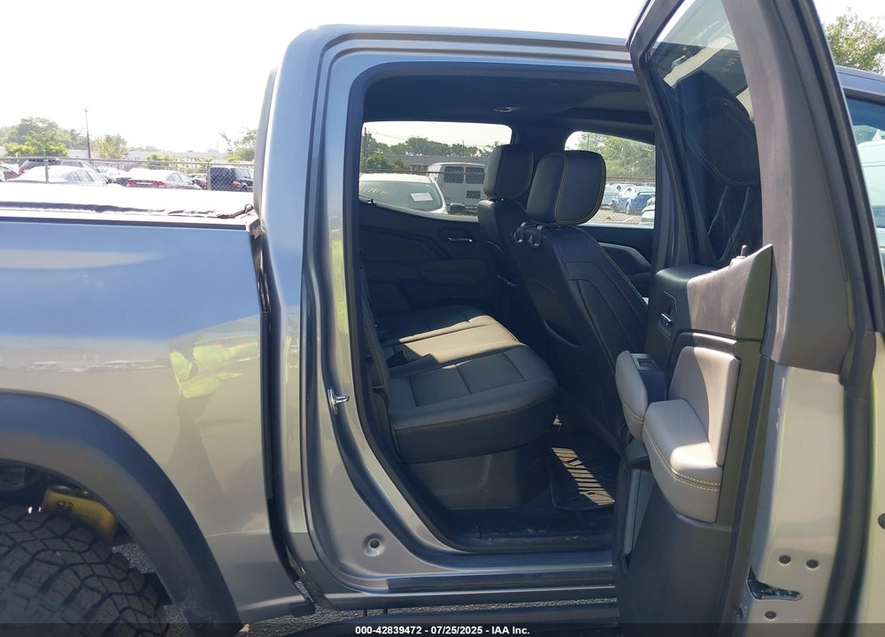 2024 CHEVROLET COLORADO VIN: 1GCPTFEK1R1137880