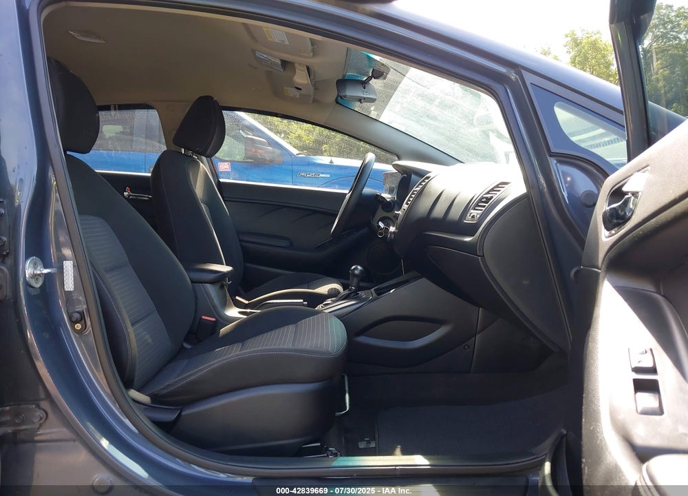 2016 KIA FORTE VIN: KNAFX4A62G5608970