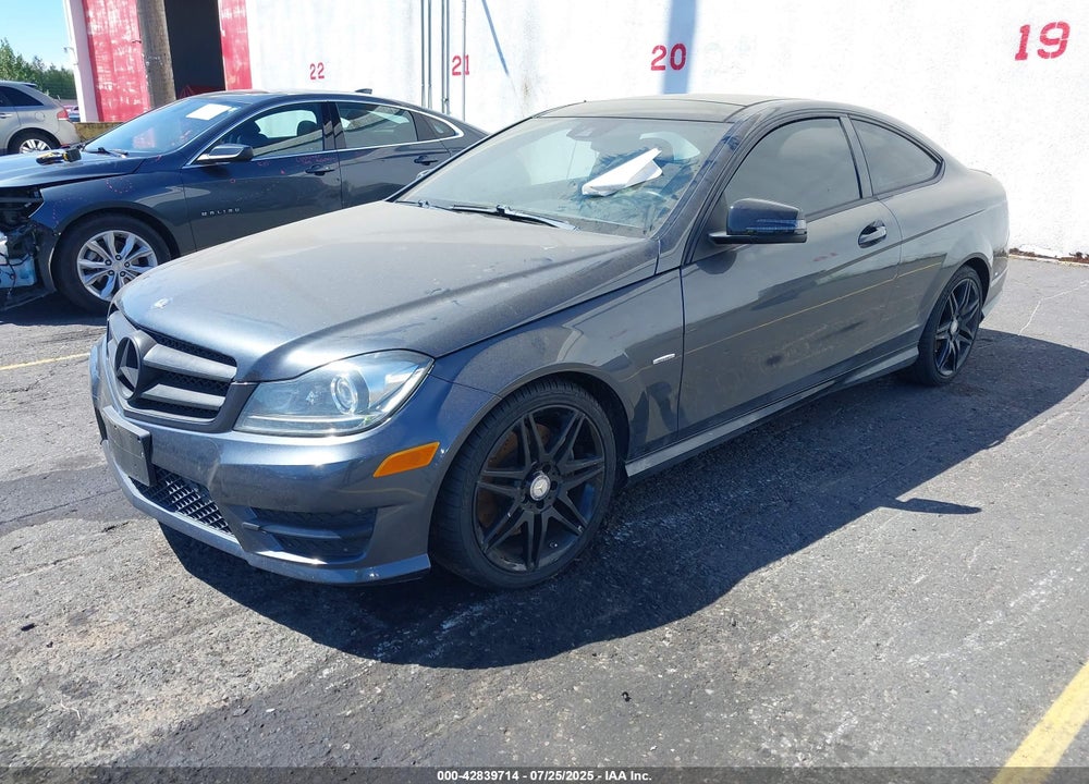 2014 MERCEDES-BENZ C CLASS VIN: WDDGJ4HB7EG278441