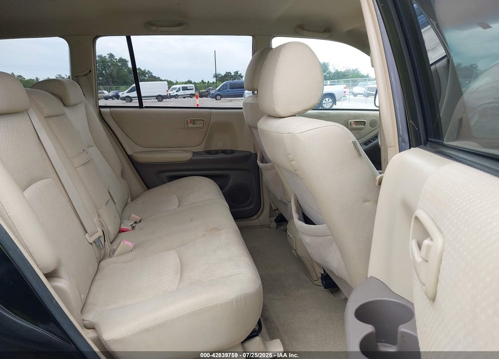 2007 TOYOTA HIGHLANDER VIN: JTEGD21A770157388