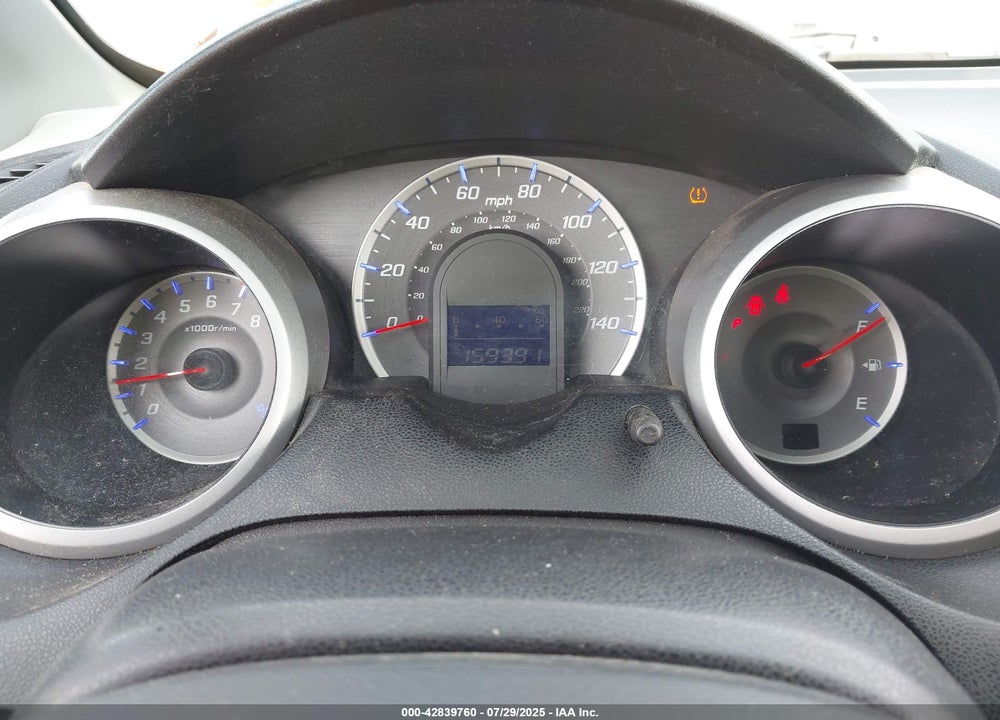2011 HONDA FIT VIN: JHMGE8H6XBC006699