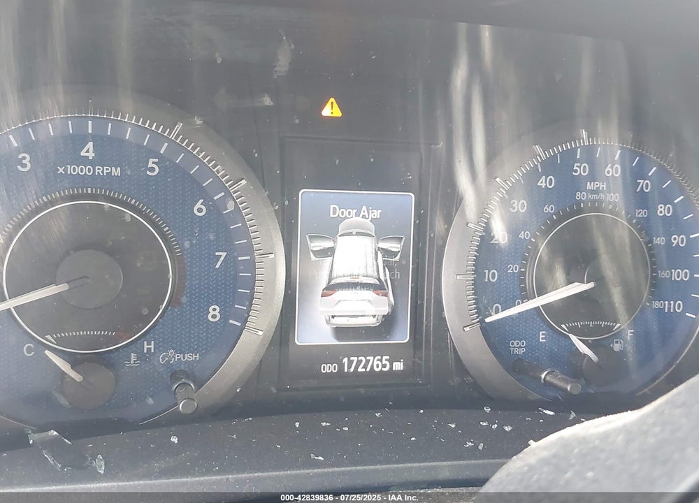 2019 TOYOTA SIENNA XLE 8 PASSENGER VIN: 5TDYZ3DC2KS994889