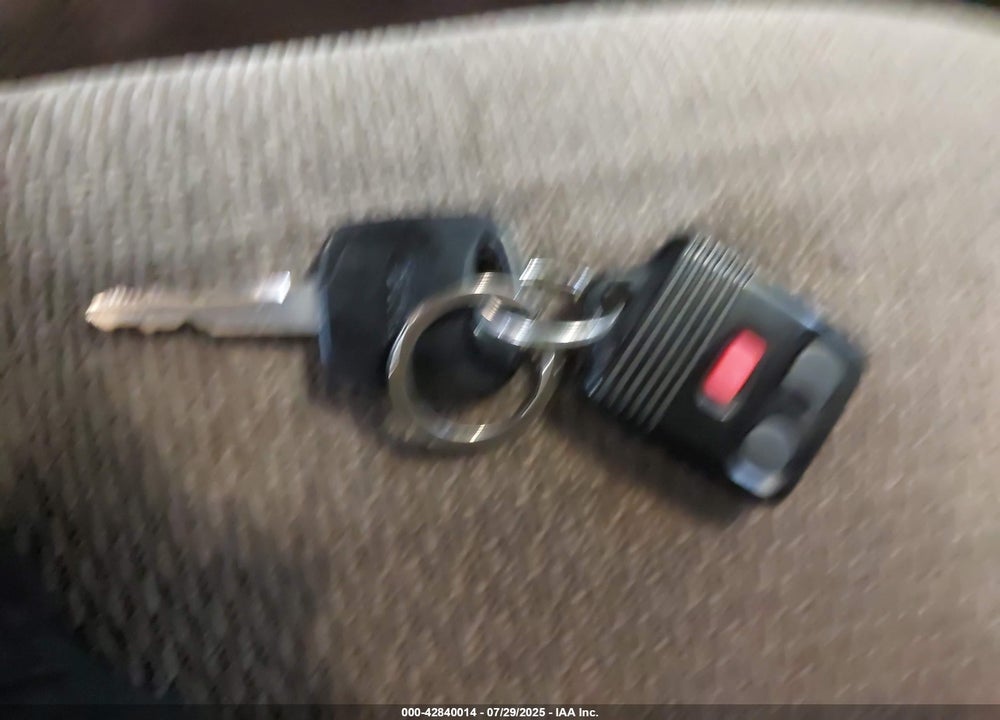 2000 FORD WINDSTAR LX VIN: 2FMZA5146YBB07272