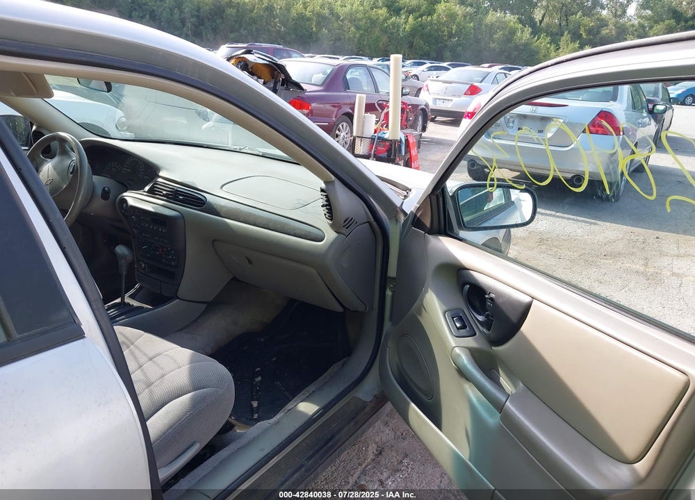 2004 CHEVROLET CLASSIC VIN: 1G1ND52F64M555535