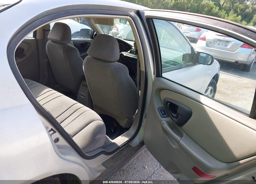 2004 CHEVROLET CLASSIC VIN: 1G1ND52F64M555535