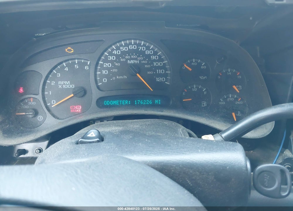 2004 CHEVROLET SILVERADO 2500 VIN: 1GCGK23U44F110099