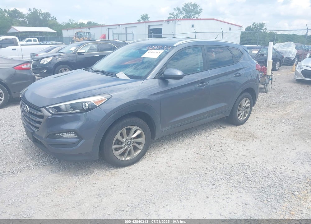 2016 HYUNDAI TUCSON SE VIN: KM8J3CA47GU228994