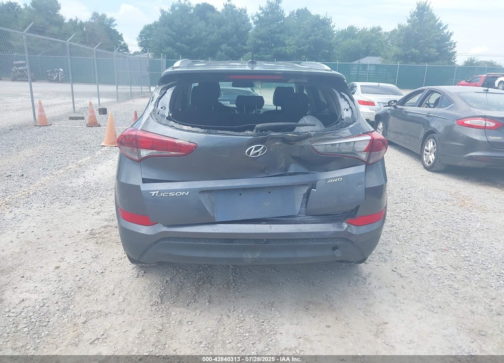 2016 HYUNDAI TUCSON SE VIN: KM8J3CA47GU228994