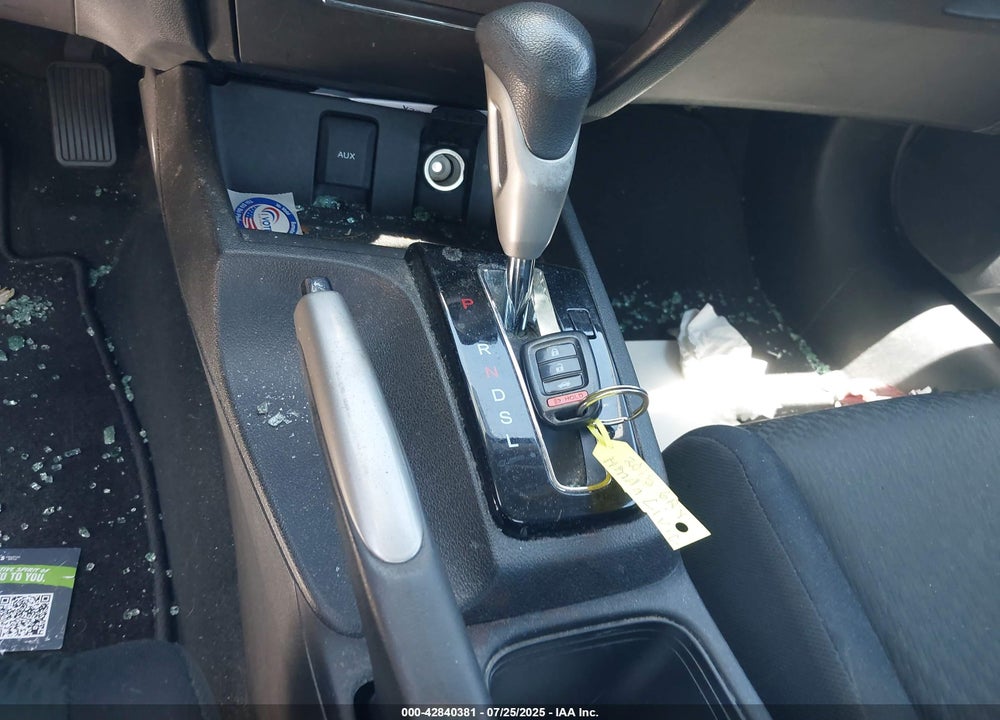 2015 HONDA CIVIC VIN: 2HGFG3B51FH528846