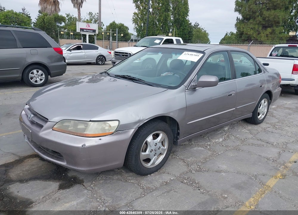 2000 HONDA ACCORD VIN: 1HGCG6685YA088379
