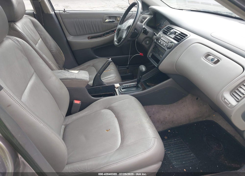 2000 HONDA ACCORD VIN: 1HGCG6685YA088379