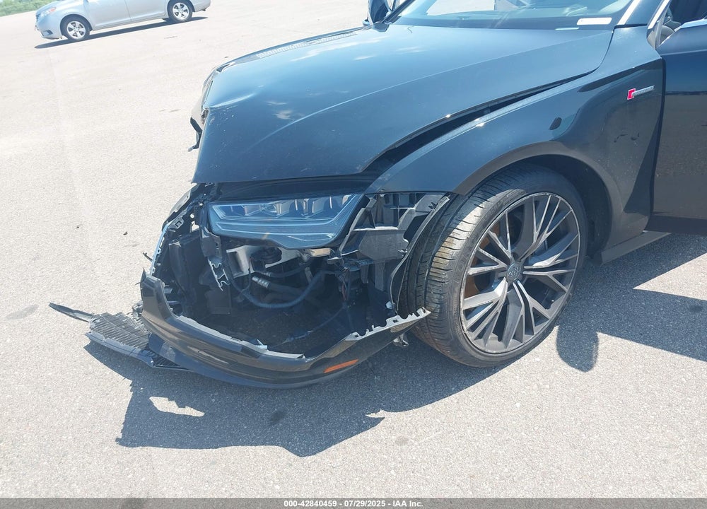 2016 AUDI A7 VIN: WAU2GAFC9GN043340