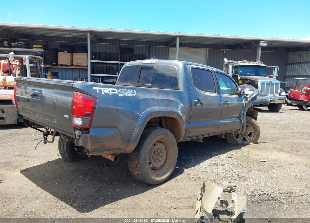 2018 TOYOTA TACOMA VIN: 3TMCZ5AN8JM129242