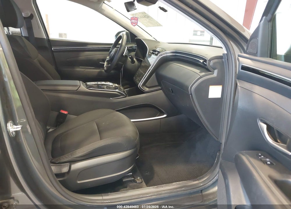 2024 HYUNDAI TUCSON HYBRID VIN: KM8JBCD10RU232182
