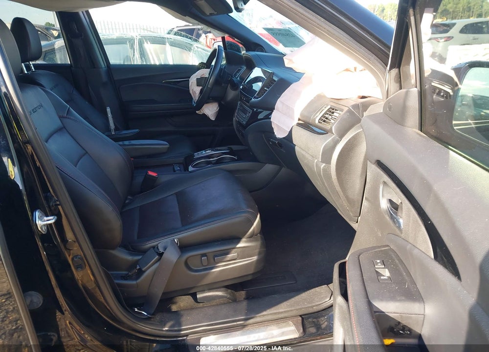 2022 HONDA PILOT VIN: 5FNYF6H73NB068517