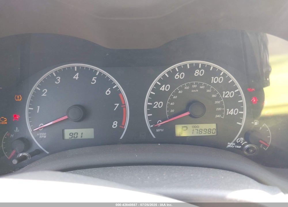2010 TOYOTA COROLLA VIN: 1NXBU4EE5AZ176637