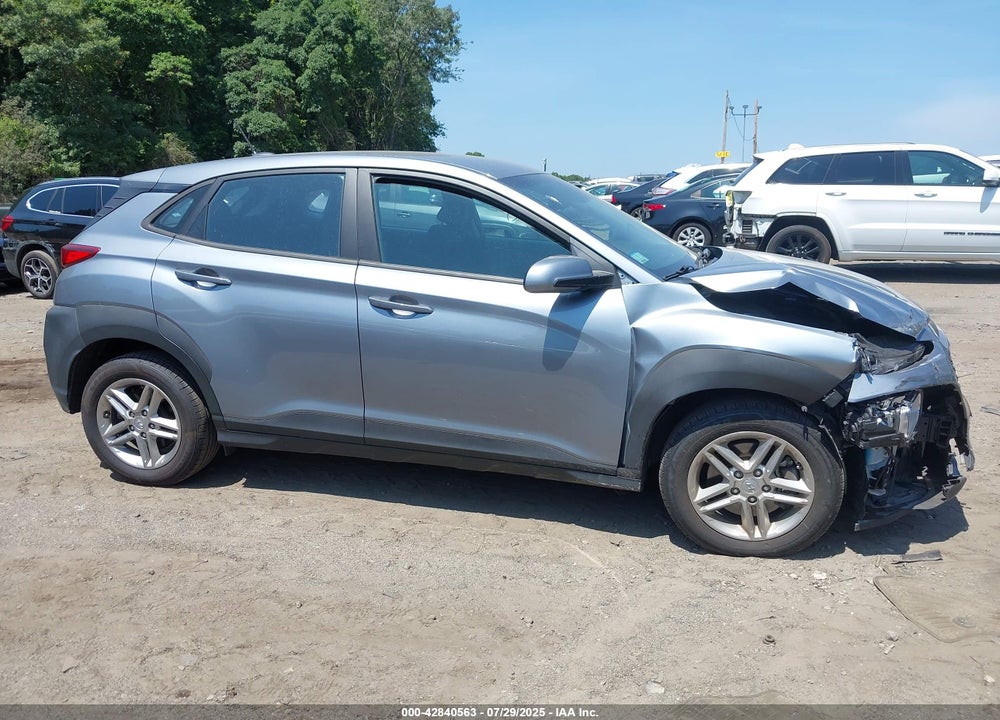 2021 HYUNDAI KONA SE VIN: KM8K1CAAXMU688694