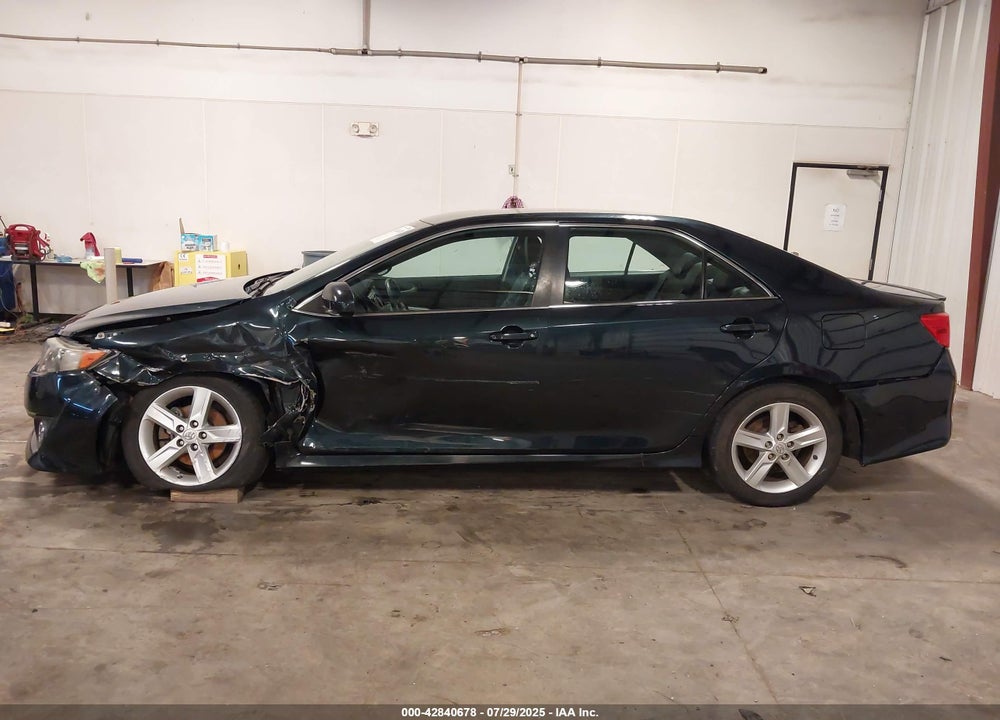 2013 TOYOTA CAMRY SE VIN: 4T1BF1FK5DU250088