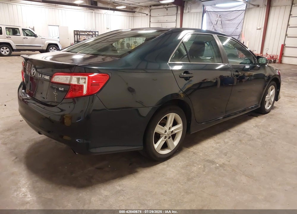 2013 TOYOTA CAMRY SE VIN: 4T1BF1FK5DU250088