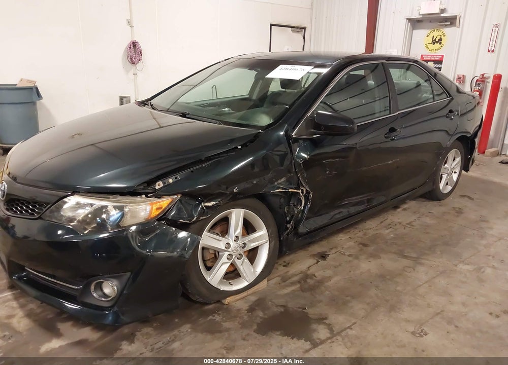 2013 TOYOTA CAMRY SE VIN: 4T1BF1FK5DU250088