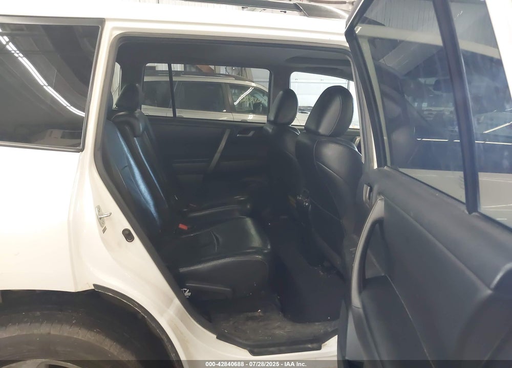 2010 TOYOTA HIGHLANDER VIN: 5TDJK3EH0AS030418