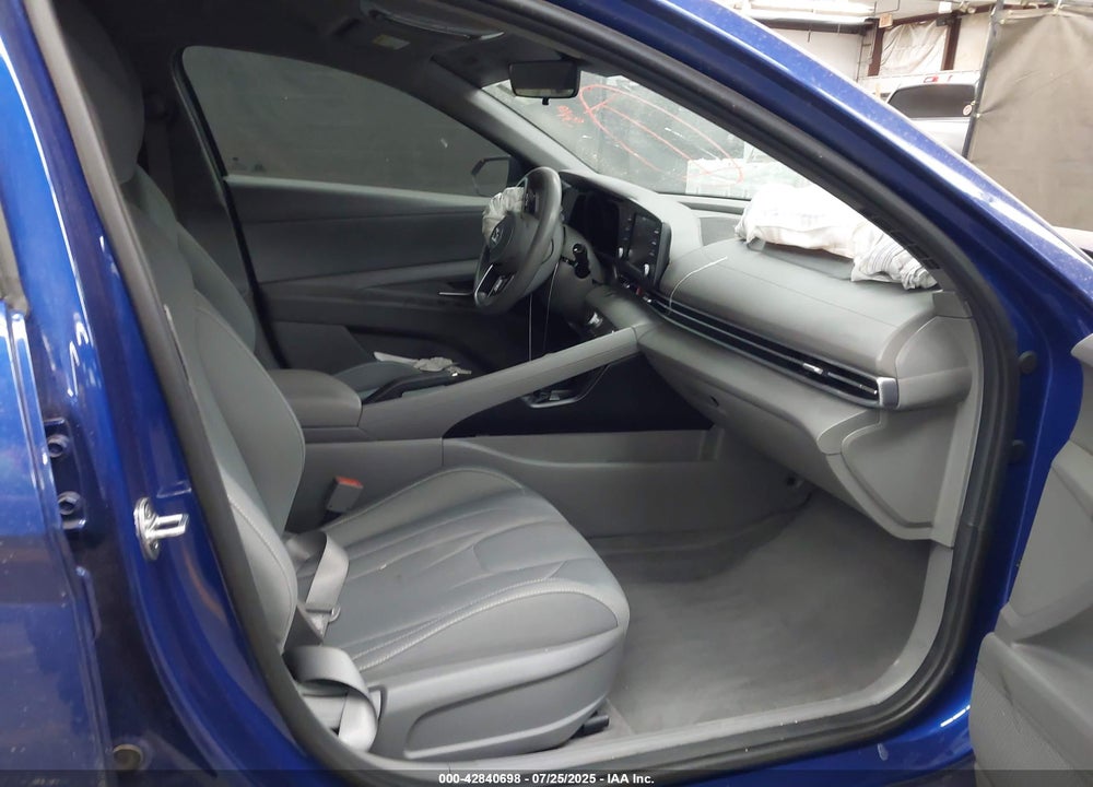 2023 HYUNDAI ELANTRA VIN: 5NPLM4AG5PH103674