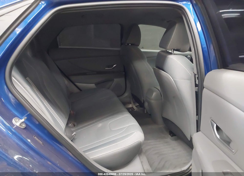 2023 HYUNDAI ELANTRA VIN: 5NPLM4AG5PH103674