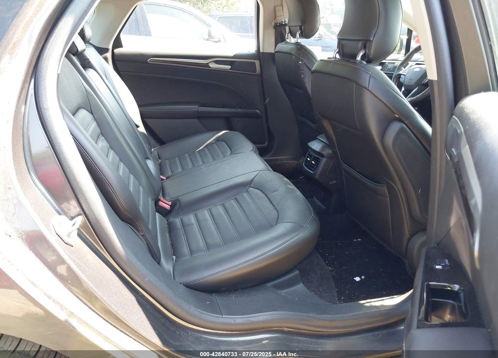 2015 FORD FUSION VIN: 1FA6P0HD2F5101183