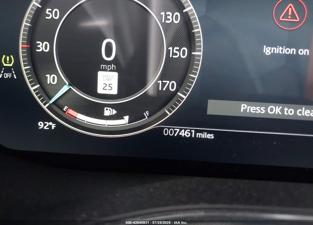 2025 JAGUAR F-PACE R-DYNAMIC S P250 AWD AUTOMATIC VIN: SADCT2EXXSA748908