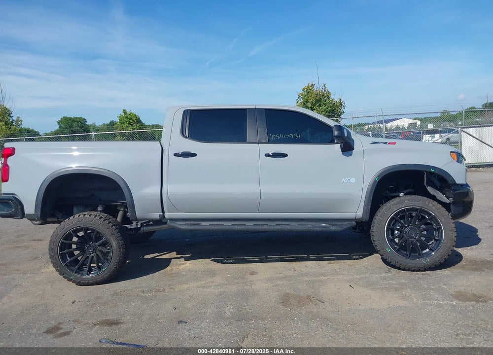 2024 CHEVROLET SILVERADO 1500 4WD SHORT BED ZR2 VIN: 3GCUDHE8XRG149737