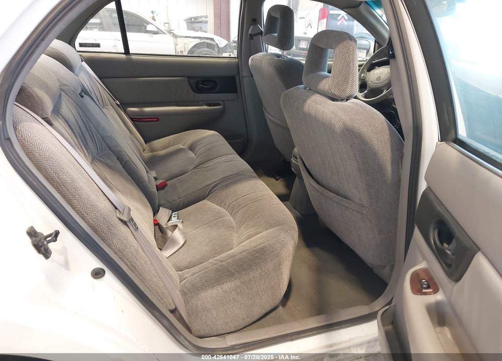 2000 BUICK REGAL VIN: 2G4WB52K2Y1117753