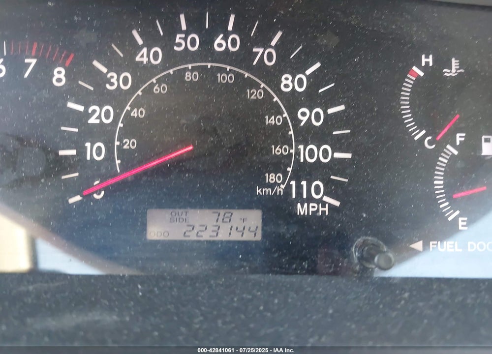 2005 TOYOTA COROLLA VIN: 1NXBR32E55Z470982