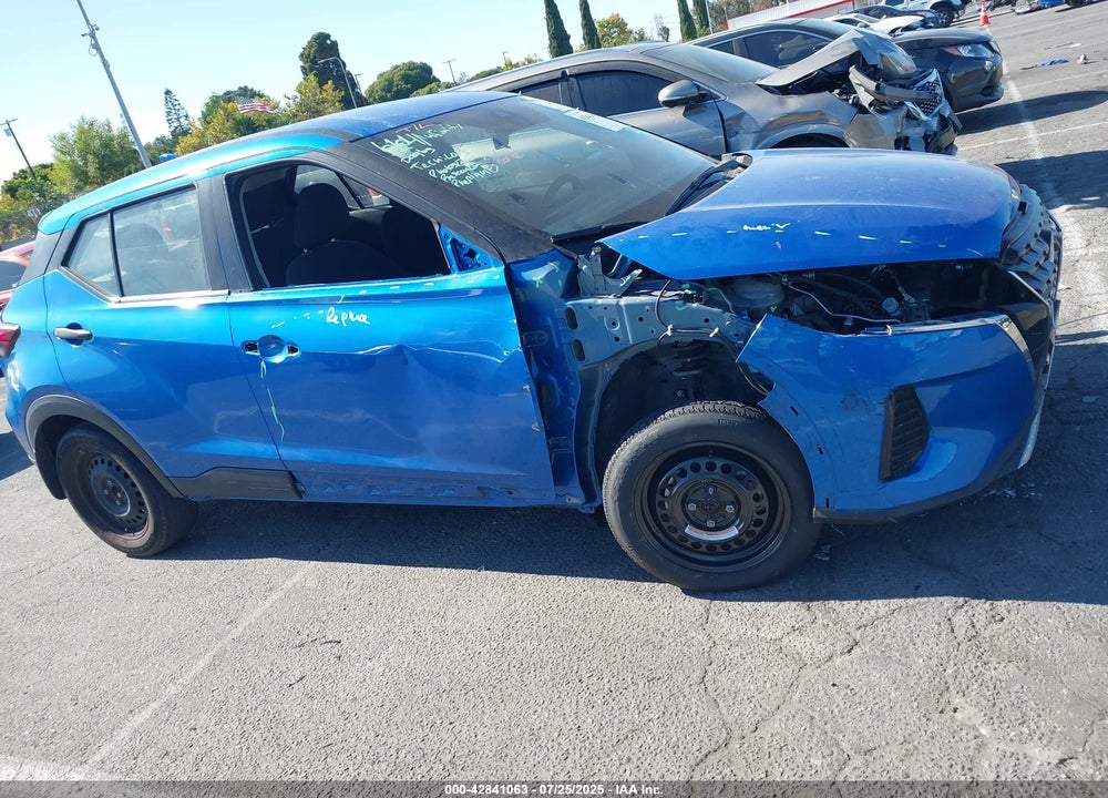 2023 NISSAN KICKS VIN: 3N1CP5BV2PL555739