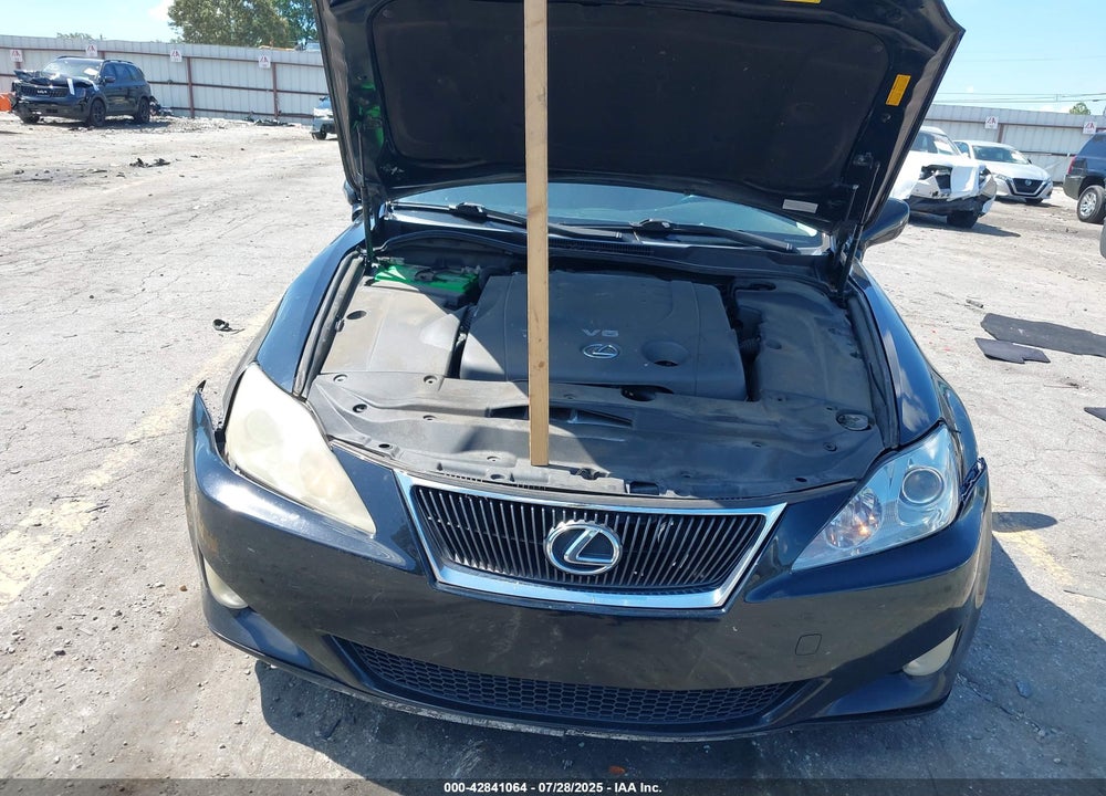 2008 LEXUS IS 250 VIN: JTHBK262682071760