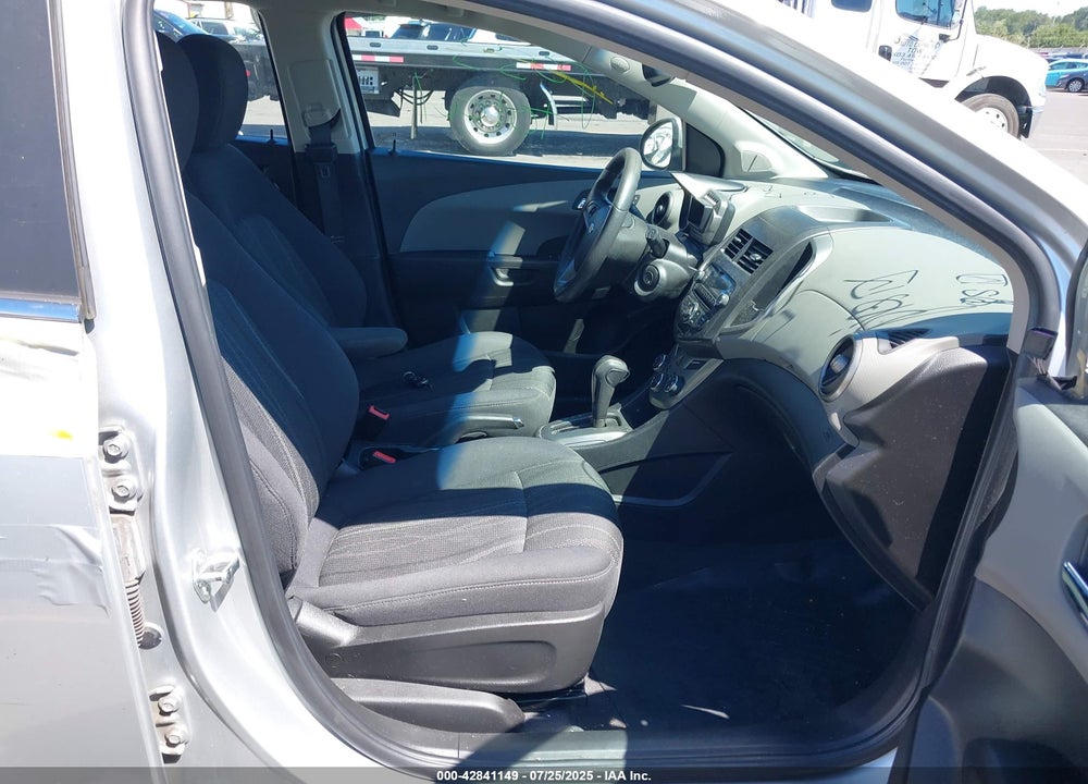 2014 CHEVROLET SONIC VIN: 1G1JC6SH5E4118040