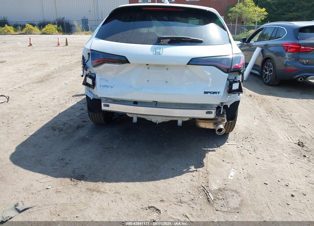 2025 HONDA HR-V VIN: 3CZRZ2H52SM788945
