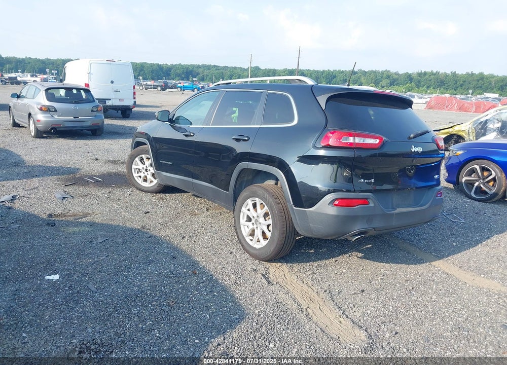 2017 JEEP CHEROKEE LATITUDE 4X4 VIN: 1C4PJMCB6HW546956