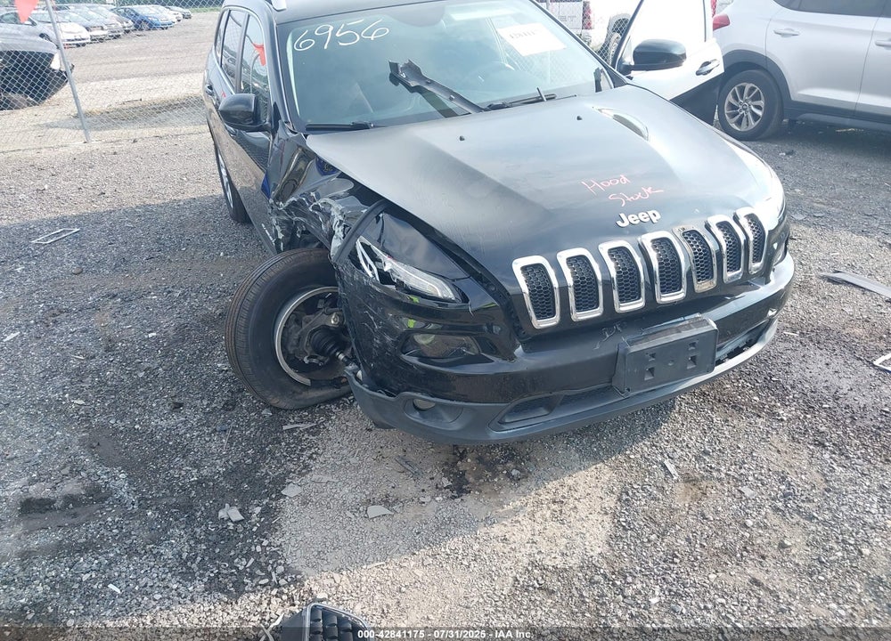 2017 JEEP CHEROKEE LATITUDE 4X4 VIN: 1C4PJMCB6HW546956