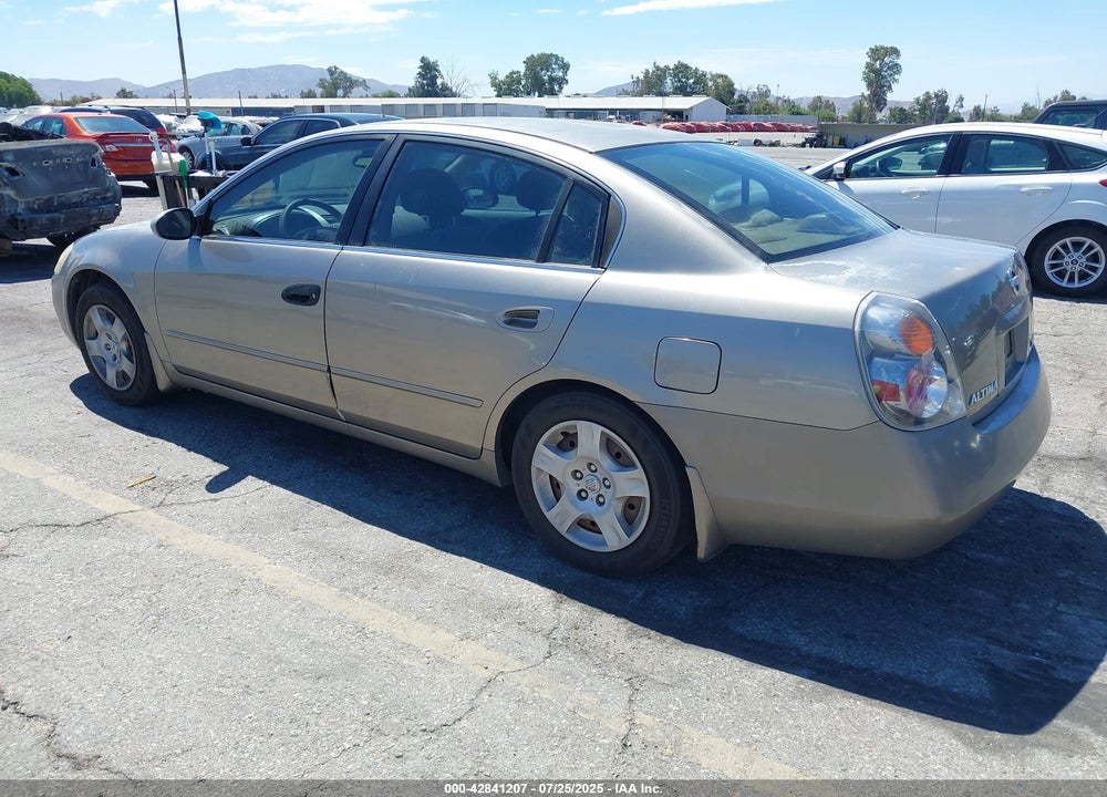 2002 NISSAN ALTIMA 2.5 S VIN: 1N4AL11D32C711248